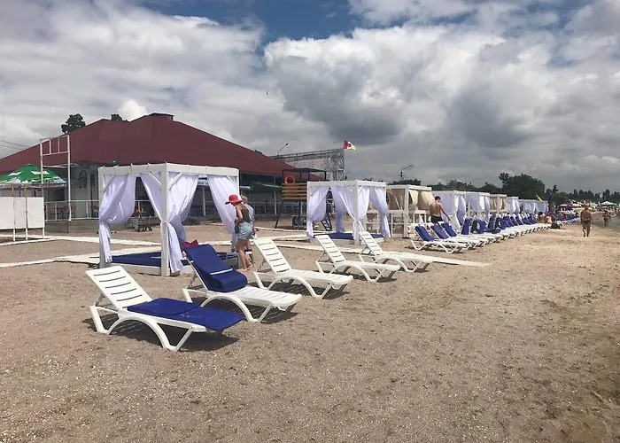 Пальма Хостел 旅馆 *