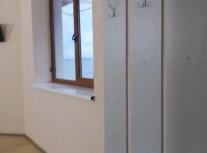 Пальма Хостел 敖德萨